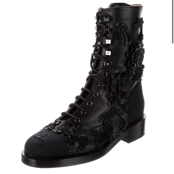 BNWT CHANEL LIMITED EDITION boots - Picture 2 of 12